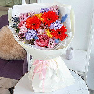 Vivid Colors with delivery Kerch