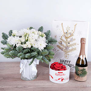 Baltica White Spray Chrysanthemum - 5, lisianthus - 4, Spruce branches (1pc.), Ribbon, Non-alcoholic champagne or wine, Sweets 