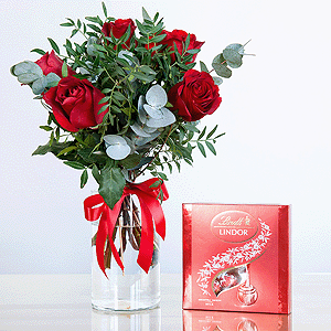 Gift set "Roses and chocolate sweets" with delivery Kerch