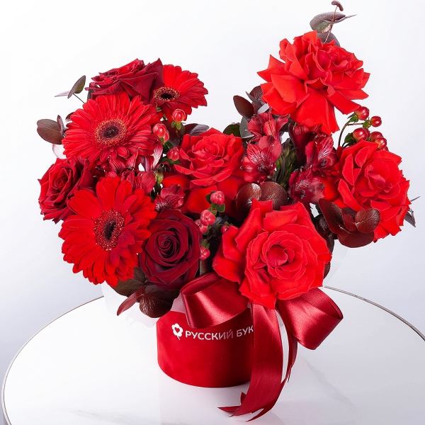 Red rose Nina 50 cm - 4, Rose Red 50 cm Ecuador - 3, Gerbera red - 3, Alstromeria Red, Bright Pink - 3, Round flower box small , Oasis, Ribbon, Hypericum, Eucalyptus