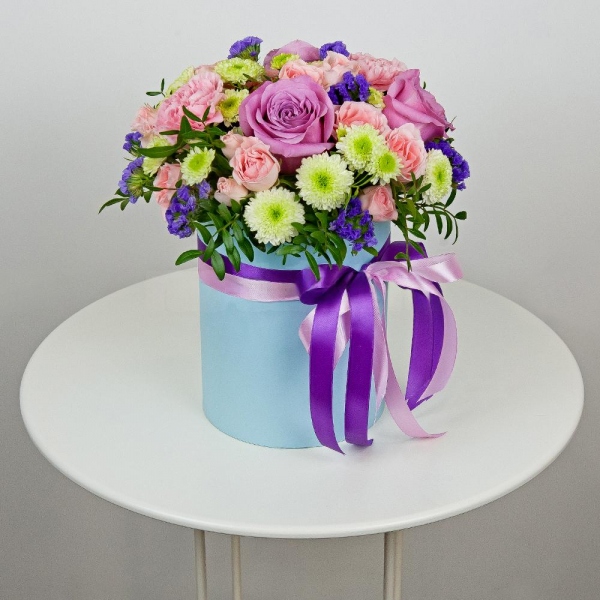 Deep Purple rose - 5, Santini White Spray Chrysanthemum - 5, Pink carnation - 5, Bright pink spray rose mix, 50 cm - 8, Round flower box small , Oasis, Pistachio, Film, Blue Statice, Ribbon