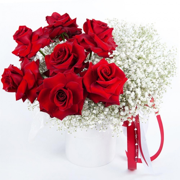 Rose Red 50 cm Ecuador - 11, Gypsophila - 8, Round flower box small , Oasis