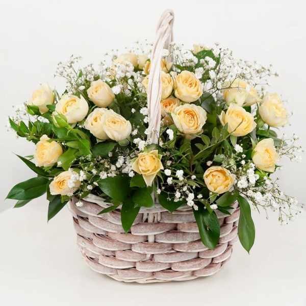 Spray rose: white, cream, light pink 50 cm - 11, Gypsophila - 1, Small Basket, Oasis, Pistachio, Ruscus