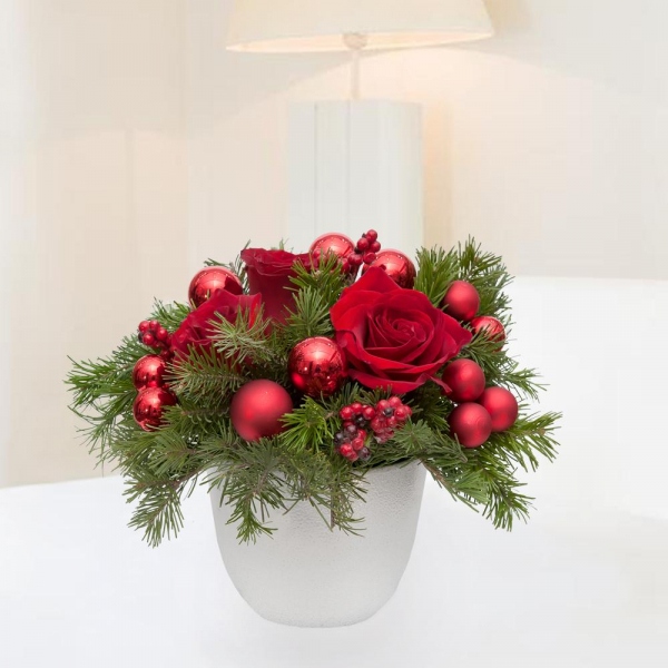 Red rose 50 cm - 5, Spruce branches (1pc.), Oasis, Ceramic pot, Christmas decor (set)