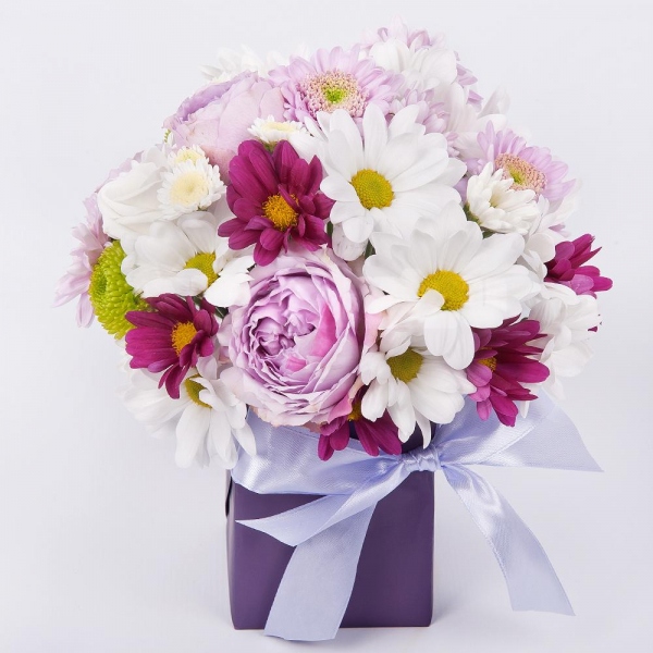 Athos poms Stallion - 1, Bacardi Pink Spray Chrysanthemum - 3, Spray peony rose Lavander, 50 cm - 1, Bacardi White Spray Chrysanthemum - 1, Oasis, Wrapping Paper, Ribbon