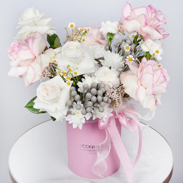 Rose Esperance - 4, Chamomile - 2, Baltica White Spray Chrysanthemum - 1, Carnation white, cream - 3, White rose 50 cm Ecuador - 3, Round flower box small , Brunia Green Lanuginosa (1 pc.), Ozotamnus, Wrapping Paper, Oasis