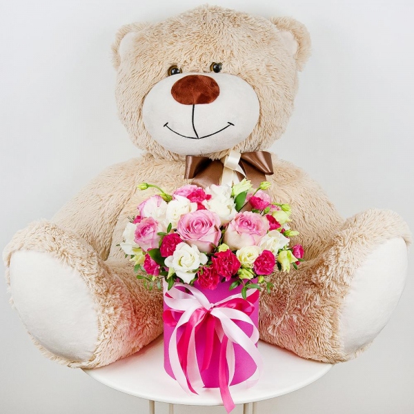 Pink rose 50 cm - 10, lisianthus - 4, Pink spray carnation - 4, Round flower box small , Oasis, Film, Pistachio, Ruscus, Ribbon, Teddy bear 70 cm
