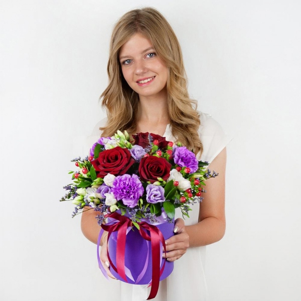 Red rose 50 cm - 3, Lilac carnation - 3, Purple Lisianthus (Eustoma) - 2, lisianthus - 1, Round flower box small , Oasis, Film, Pistachio, Ruscus, Hypericum, Limonium (1 pc.), Ribbon