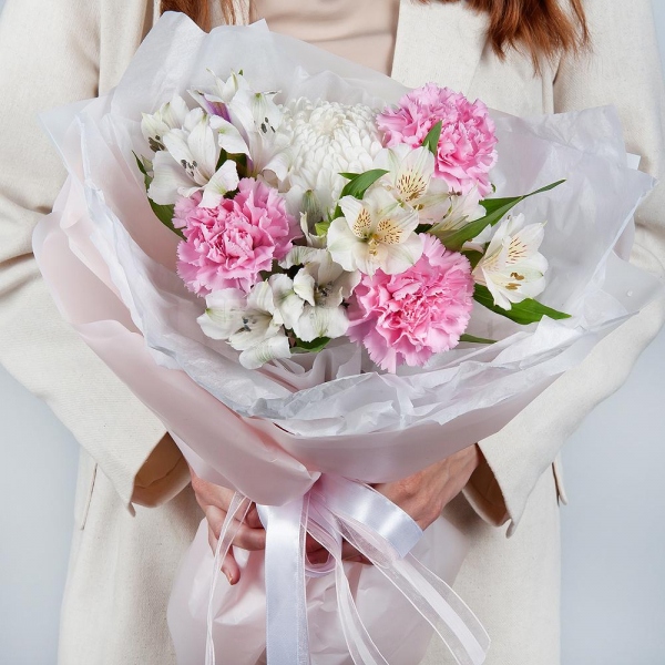 Alstromeria white, soft pink - 5, Pink carnation - 3, Chrysanthemum white Bigoudi - 1, Wrapping Paper