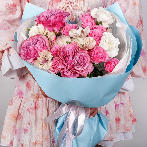 Pink rose Country Blues 50 cm - 3, Bright pink spray rose mix, 50 cm - 3, Baltica White Spray Chrysanthemum - 1, Carnation white, cream - 3, Alstromeria white, soft pink - 2, Wrapping Paper