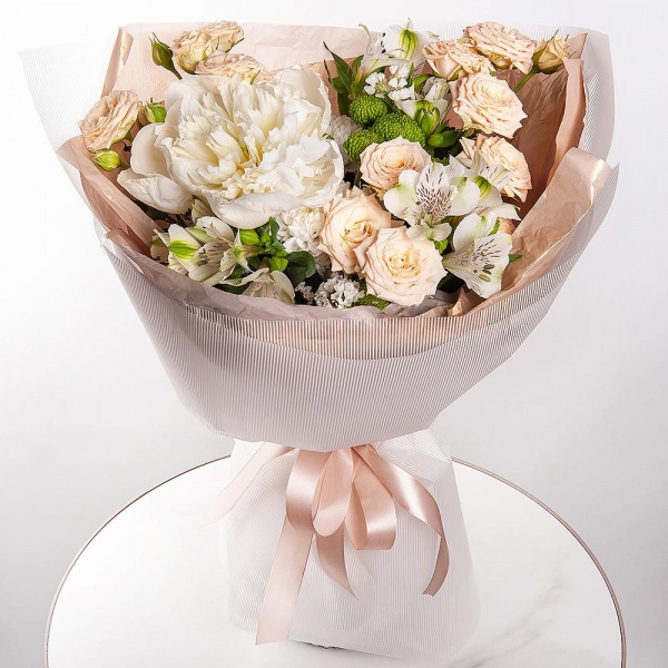 Peony white - 1, Baltica White Spray Chrysanthemum - 1, Spray rose: white, cream, light pink 50 cm - 3, Alstromeria white, soft pink - 5, Athos pom Feeling Green - 1, White statice, Wrapping Paper