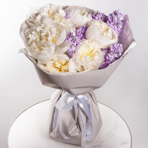 Peony white - 7, Matthiola Lilac - 10, Wrapping Paper