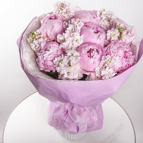 Peony pink - 7, White Matthiola - 13, Wrapping Paper