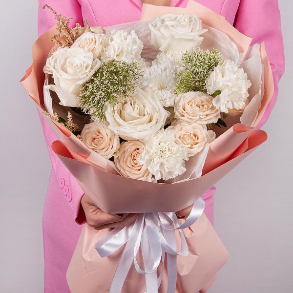 White rose 50 cm Ecuador - 7, Baltica White Spray Chrysanthemum - 1, Peony sprayrose - 2, Carnation white, cream - 5, Moluccella, Astilbe, Wrapping Paper