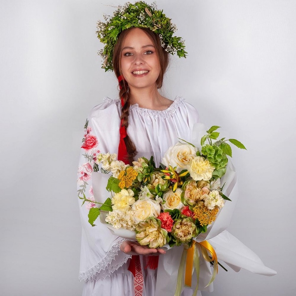 Rose Veggie 50 cm - 5, Rose Yellow 50 cm Ecuador (Mohana, Latina, Brighton) - 3, Yellow carnation - 7, White Matthiola - 3, Alstromeria white, soft pink - 4, Pink carnation - 8, Veronica spray, Moluccella, Pittosporum,  Raspberry branch, Wrapping Paper