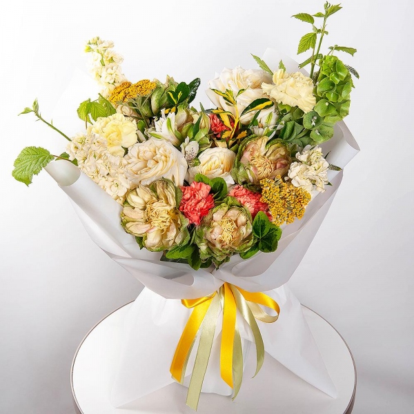 Rose Veggie 50 cm - 5, Rose Yellow 50 cm Ecuador (Mohana, Latina, Brighton) - 3, Yellow carnation - 7, White Matthiola - 3, Alstromeria white, soft pink - 4, Pink carnation - 8, Veronica spray, Moluccella, Pittosporum,  Raspberry branch, Wrapping Paper