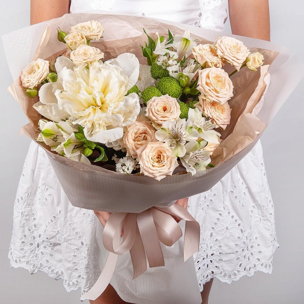 Peony white - 1, Baltica White Spray Chrysanthemum - 1, Spray rose: white, cream, light pink 50 cm - 3, Alstromeria white, soft pink - 9, Athos pom Feeling Green - 1, White statice, Wrapping Paper