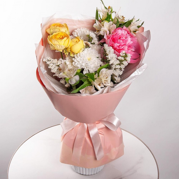 Peony pink - 1, Alstromeria white, soft pink - 6, Spray peony rose  - 1, Baltica White Spray Chrysanthemum - 1, White statice, Wrapping Paper