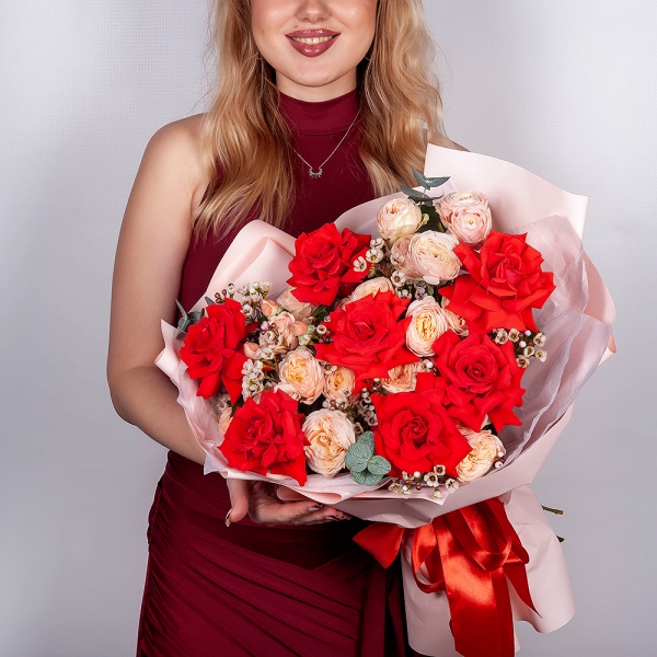 Red rose Nina 50 cm - 7, Spray rose: white, cream, light pink 50 cm - 5, Waxflower (1 pc.), Wrapping Paper, Eucalyptus