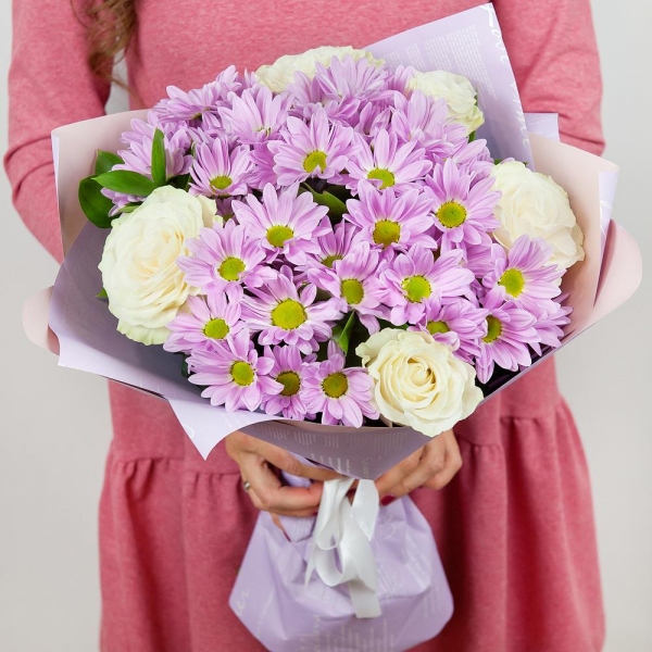 Bacardi Pink Spray Chrysanthemum - 4, White rose 50 cm - 5, Ribbon, Wrapping Paper, Ruscus