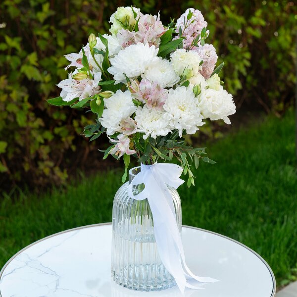 Alstromeria white, soft pink - 9, Pink Matthiola - 2, Baltica White Spray Chrysanthemum - 3, lisianthus - 3, Eucalyptus parvifolia (1 pc.), Ribbon