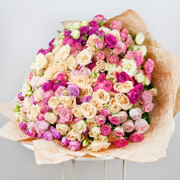 Spray rose 50 cm (multiple small blooms on a stem) - 56, Peony sprayrose - 45, Wrapping Paper