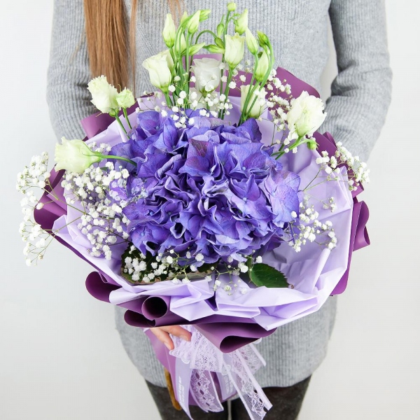 Blue/purple hydrangea - 1, lisianthus - 1, Gypsophila - 1, Wrapping Paper