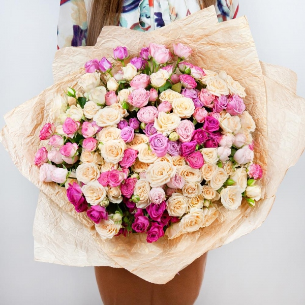 Spray rose 50 cm (multiple small blooms on a stem) - 25, Peony sprayrose - 10, Ribbon, Paper luxury