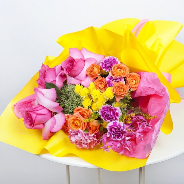 Athos poms Stallion - 1, Spray rose: yellow, orange 50 cm - 2, Pink carnation - 1, Pink spray carnation - 2, Rose Pink 50 cm Ecuador (Chelo, Hermosa, Novia, Titanik, Engagement, Pink Mondiale) - 3, Sedum, Solidago (1 pc.), Dried flowers decor, Wrapping Paper