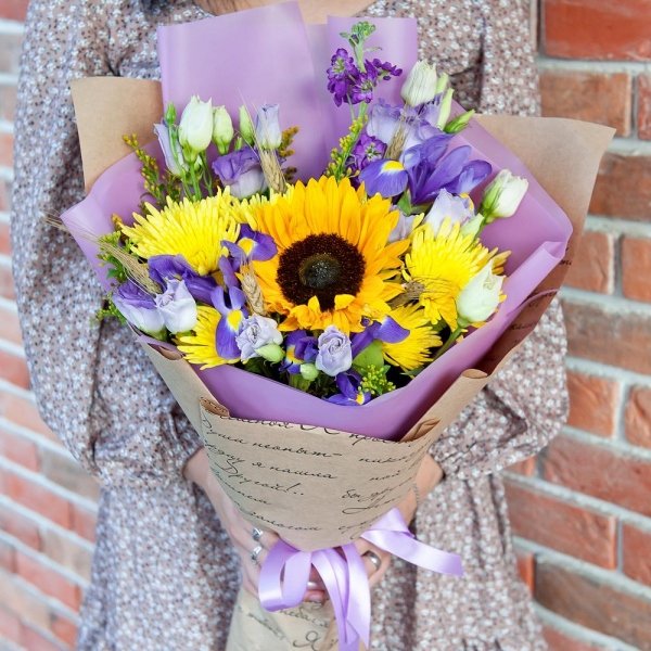 Sunflower - 1, Irises - 3, Baltica Yellow Spray Chrysanthemum - 3, Matthiola Lilac - 2, lisianthus - 2, Purple Lisianthus (Eustoma) - 1, Dried flowers decor, Wrapping Paper