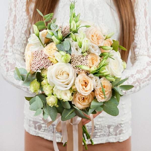 Spray rose: white, cream, light pink 50 cm - 9, White rose 50 cm - 7, lisianthus - 5, Ozotamnus, Eucalyptus Cinerea, Ribbon