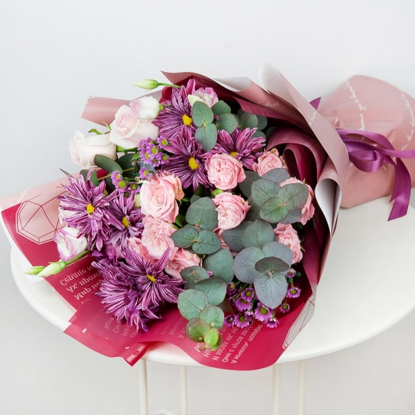 Bacardi Pink Spray Chrysanthemum - 4, Pink rose 50 cm - 5, Bright pink spray rose mix, 50 cm - 4, Daisy poms Santini pink, purple - 4, Pink Lisianthus (Eustoma) - 3, Eucalyptus Cinerea, Wrapping Paper