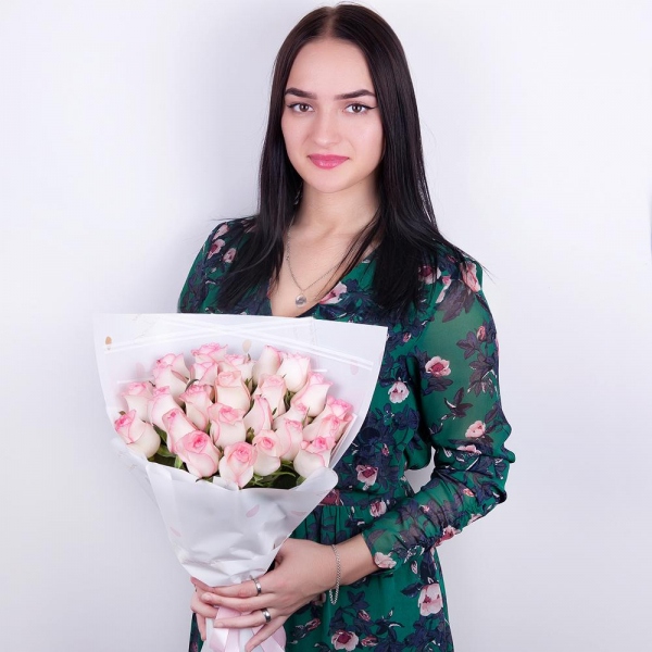 Роза Кения розовая - 25, Современная упаковка