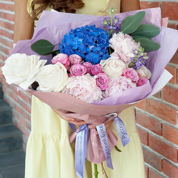 Blue/purple hydrangea - 1, Bright pink spray rose mix, 50 cm - 5, Peony pink - 3, Peony style roses - 7, Matthiola Lilac - 3, Eucalyptus populus (1 pc.), Wrapping Paper