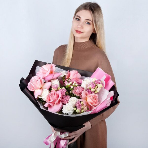Rose Pink 50 cm Ecuador (Chelo, Hermosa, Novia, Titanik, Engagement, Pink Mondiale) - 5, White rose 50 cm - 3, Pink carnation - 3, Pink Lisianthus (Eustoma) - 2, Carnation white, cream - 2, Hypericum, Pistachio, Wrapping Paper