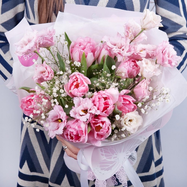 Pink Lisianthus (Eustoma) - 3, Gypsophila - 2, Pink tulip - 12, Wrapping Paper