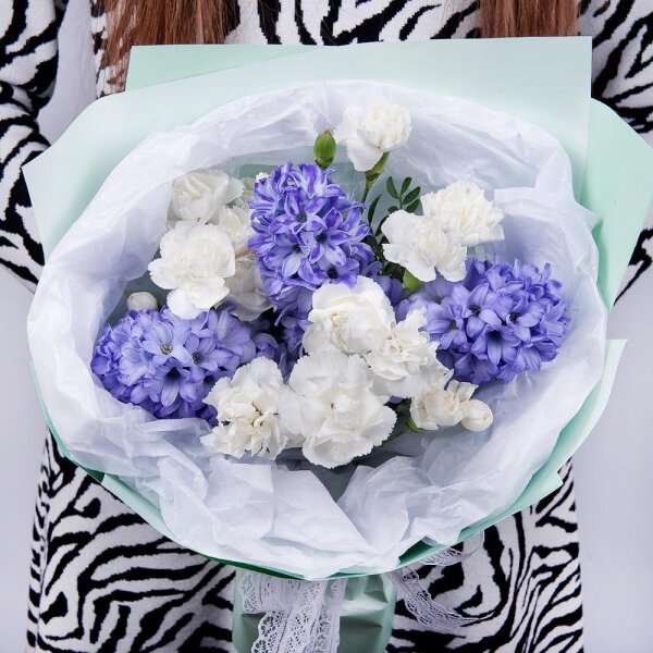Blue Hyacinth - 5, White spray carnation - 7, Wrapping Paper