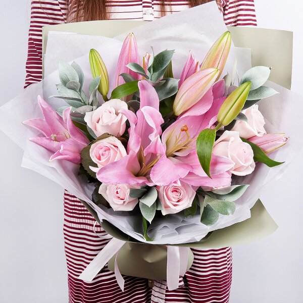 Pink rose 50 cm - 9, Pink lily - 3, Ruscus, Wrapping Paper, Ribbon