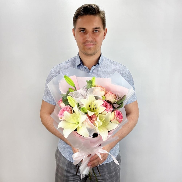Peony style roses - 11, Lilies - 4, Eucalyptus, Wrapping Paper
