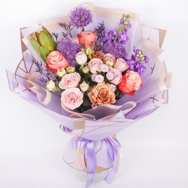 Peony rose Kahala 50 cm - 3, Роза Тоффи - 6, Daisy poms Santini pink, purple - 4, Matthiola Lilac - 3, Peony sprayrose - 3, Limonium (1 pc.), Leukodendron, Allium, Wrapping Paper
