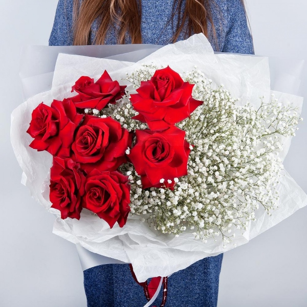 Rose Red 50 cm Ecuador - 7, Gypsophila - 5, Wrapping Paper, Ribbon