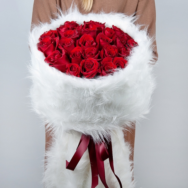 Red rose 70 cm Ecuador - 25, Faux Fur