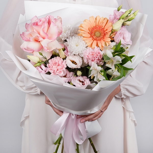 Rose Esperance - 1, Cream gerbera - 1, Baltica White Spray Chrysanthemum - 1, Alstromeria white, soft pink - 1, Pink carnation - 2, Pink Lisianthus (Eustoma) - 1, Wrapping Paper