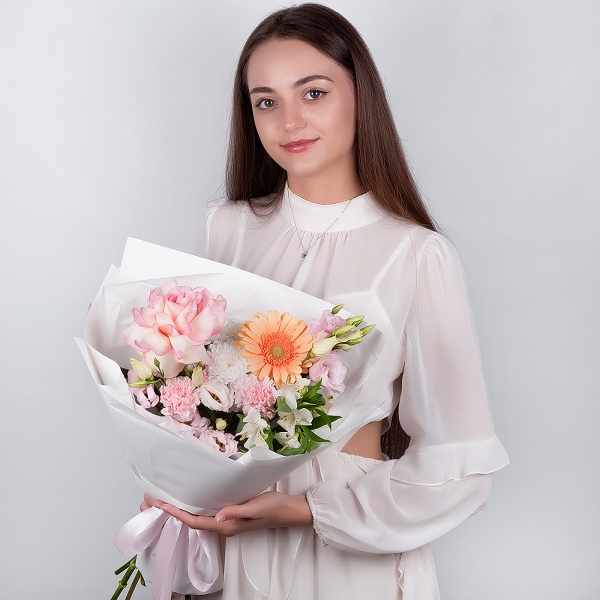 Rose Esperance - 1, Cream gerbera - 1, Baltica White Spray Chrysanthemum - 1, Alstromeria white, soft pink - 1, Pink carnation - 2, Pink Lisianthus (Eustoma) - 1, Wrapping Paper