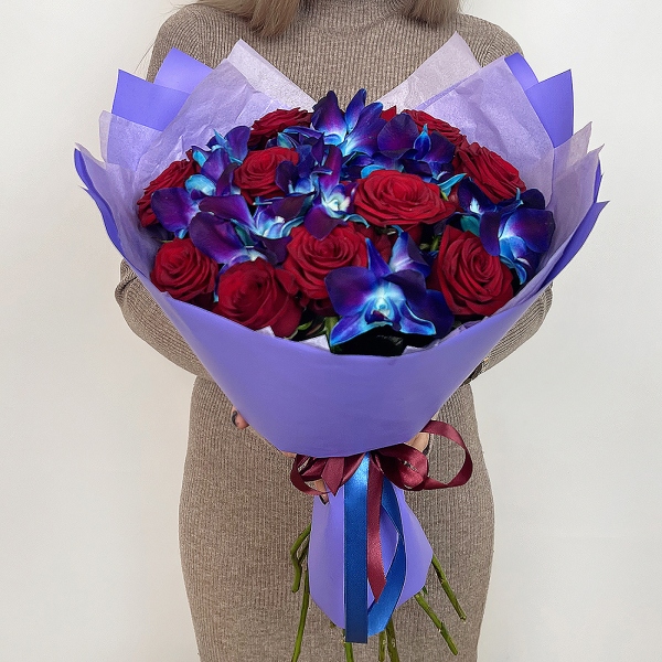 Red rose 50 cm - 18, Orchid Dendrobium - 13, Flask for orchids, Wrapping Paper