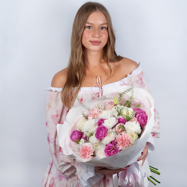 Spray peony rose Misty Bubbles, 50 cm - 3, Baltica White Spray Chrysanthemum - 2, White Matthiola - 2, Pink Lisianthus (Eustoma) - 2, Alstromeria white, soft pink - 3, White rose 50 cm - 3, Pink carnation - 3, Green bell (1 pc.), Wrapping Paper