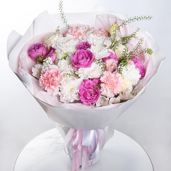 Spray peony rose Misty Bubbles, 50 cm - 3, Baltica White Spray Chrysanthemum - 2, White Matthiola - 2, Pink Lisianthus (Eustoma) - 2, Alstromeria white, soft pink - 3, White rose 50 cm - 3, Pink carnation - 3, Green bell (1 pc.), Wrapping Paper