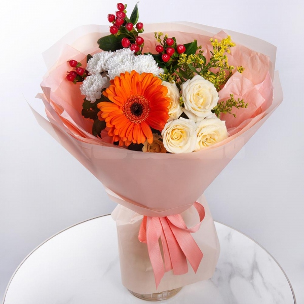Gerbera daisies - 1, Baltica White Spray Chrysanthemum - 1, Spray rose: white, cream, light pink 50 cm - 1, Solidago (1 pc.), Hypericum, Wrapping Paper