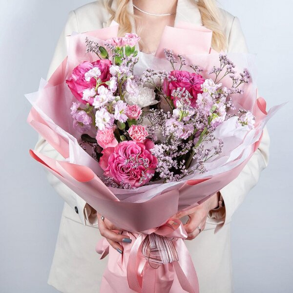 Peony rose Kahala 50 cm - 3, Baltica White Spray Chrysanthemum - 1, Matthiola Lilac - 3, Pink spray carnation - 3, Limonium (1 pc.), Wrapping Paper