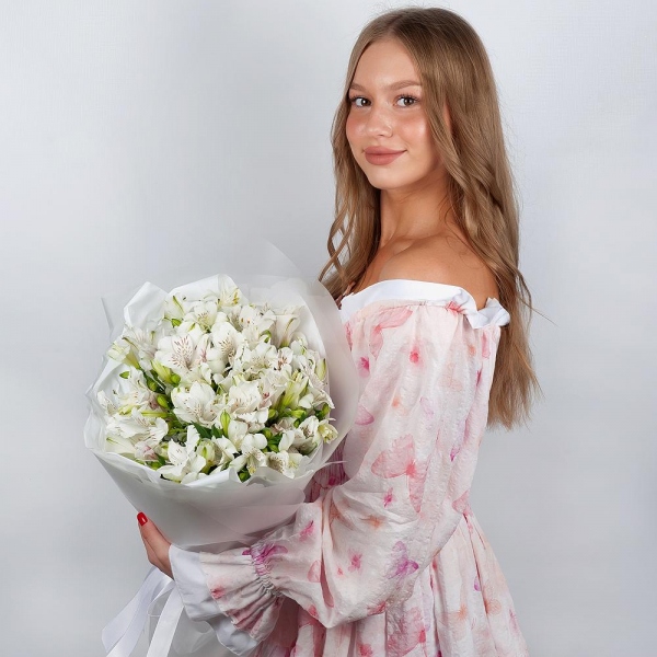 Альстромерия белая, нежно-розовая - 23, Современная упаковка